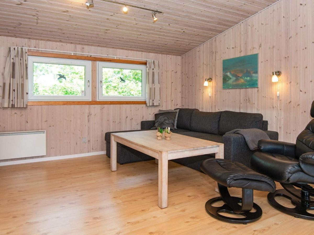 6 Person Holiday Home In Tarm Экстерьер фото