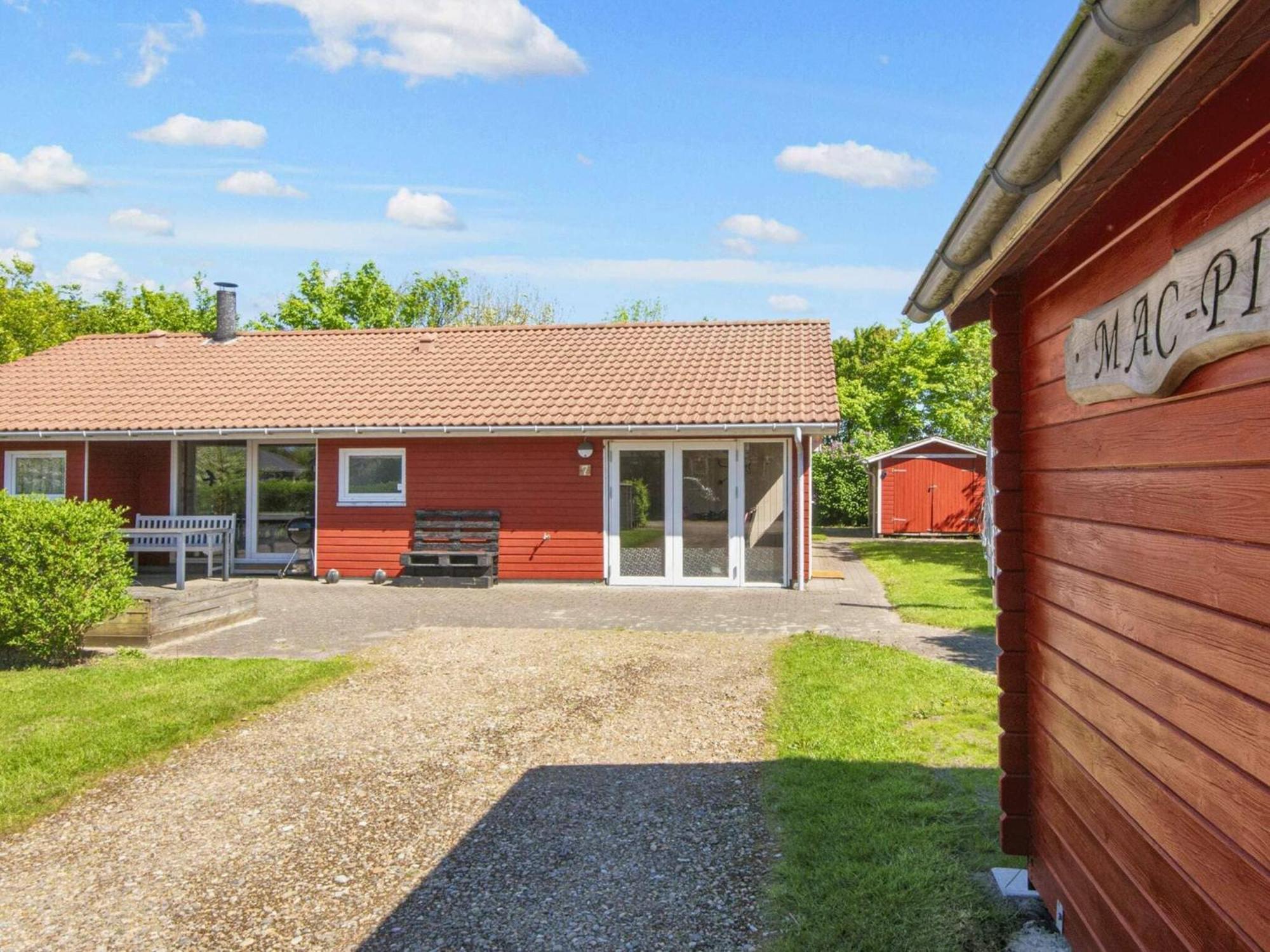 6 Person Holiday Home In Tarm Экстерьер фото