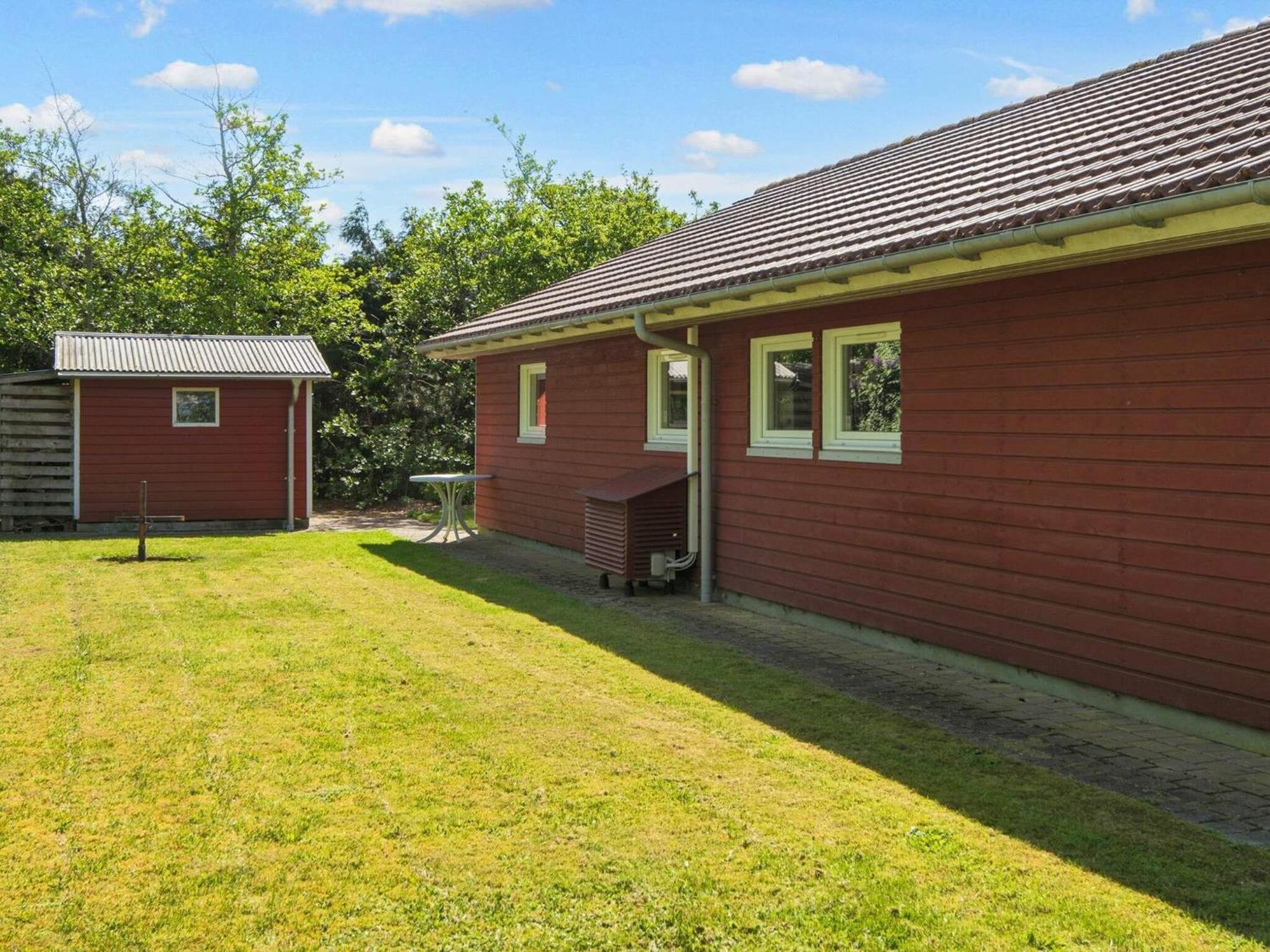 6 Person Holiday Home In Tarm Экстерьер фото